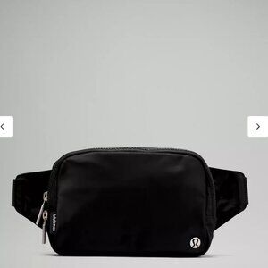 Lululemon Everywhere Belt Bag 1L Crossbody Black